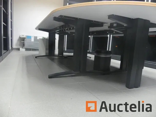 Meeting tafel met 15 stoelen - afbeelding 4 van  7
