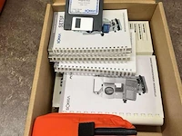 Meetstation sokkia set5f met statief en toebehoren in koffer - afbeelding 6 van  6