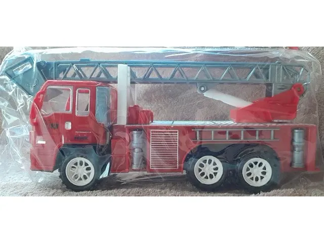 Mega creative brandweerwagen 36 x 24 x 10 cm - afbeelding 7 van  7