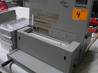 Megastar perforator fellowes - afbeelding 2 van  7