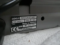 Megastar perforator fellowes - afbeelding 4 van  7