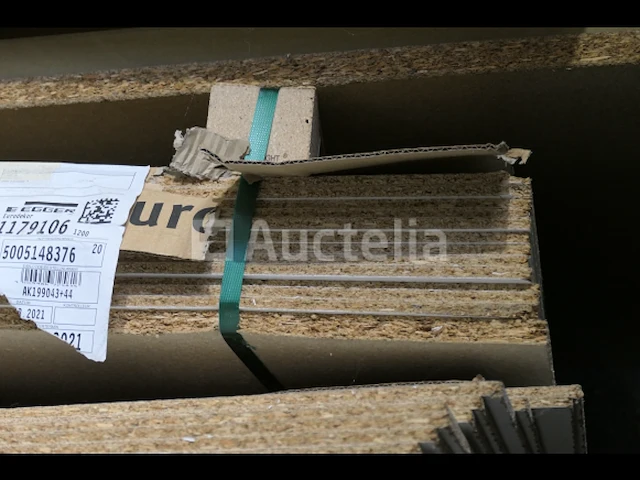 Melamine paneel op spaanplaat - afbeelding 1 van  2