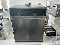 Memmert um 400 laboratoriumoven - afbeelding 1 van  6
