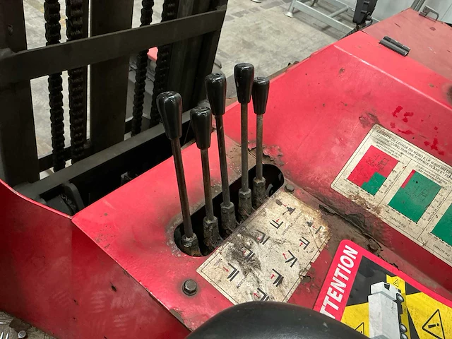 Meneemheftruck moffett - afbeelding 6 van  35