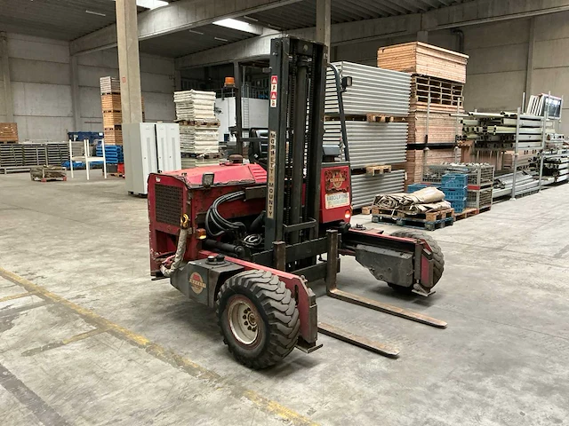 Meneemheftruck moffett - afbeelding 1 van  35