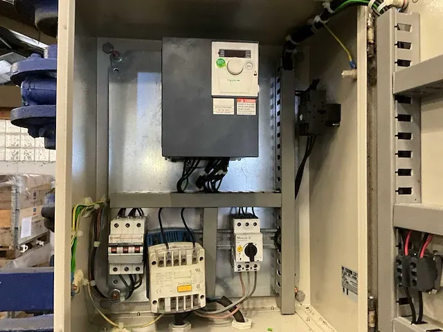 Menginstallatie - afbeelding 3 van  6