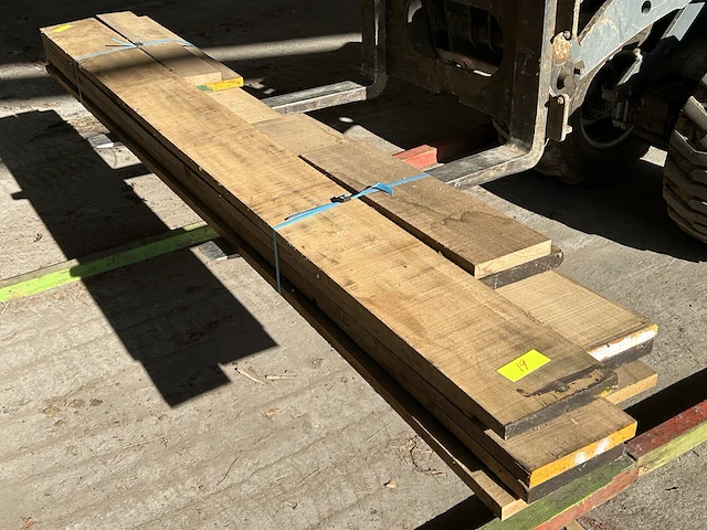 Meranti planken - lengtes +/- 1050mm - 2750mm - afbeelding 4 van  4