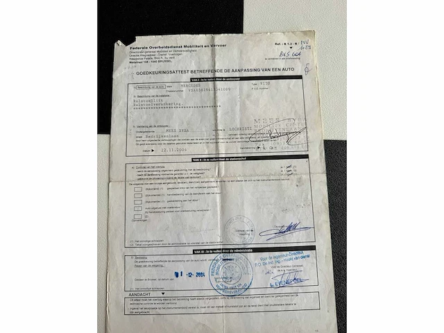 Mercedes - 110 cdi - car - 2000 - afbeelding 7 van  15