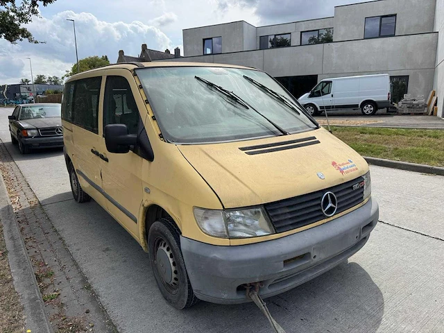 Mercedes - 110 cdi - car - 2000 - afbeelding 8 van  15