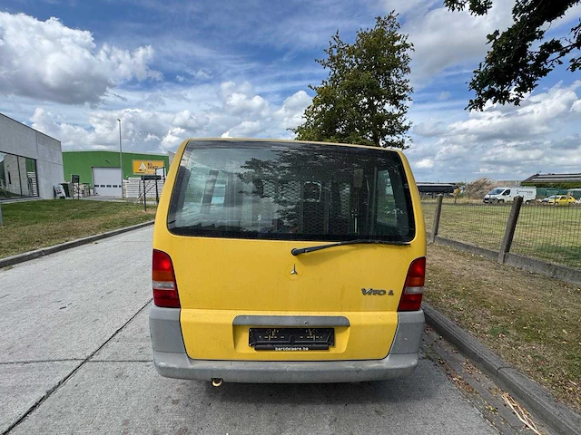 Mercedes - 110 cdi - car - 2000 - afbeelding 13 van  15