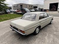 Mercedes - 1971 - 200 - personenauto - afbeelding 2 van  32