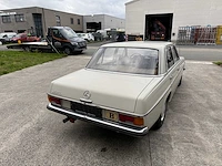 Mercedes - 1971 - 200 - personenauto - afbeelding 6 van  32