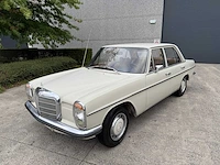 Mercedes - 1971 - 200 - personenauto - afbeelding 10 van  32