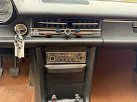 Mercedes - 1971 - 200 - personenauto - afbeelding 20 van  32