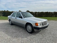 Mercedes - 1993 - 190 - personenauto - afbeelding 1 van  16