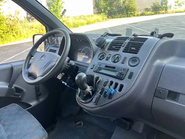 Mercedes - 2003 - vito - 108 cdi - personenauto - afbeelding 19 van  40