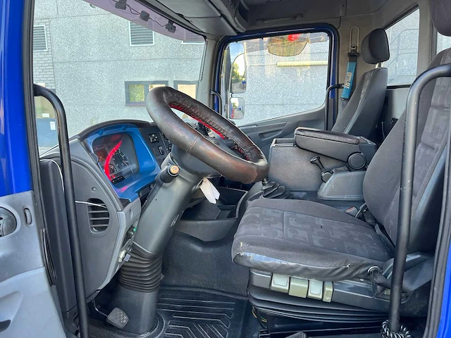 Mercedes - 2005 - 1223 - vrachtwagen - afbeelding 27 van  41