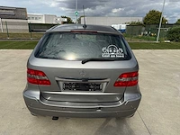 Mercedes - 2005 - b200 - personenauto - afbeelding 2 van  23