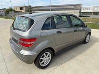 Mercedes - 2005 - b200 - personenauto - afbeelding 4 van  23