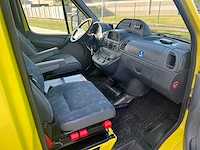 Mercedes - 2005 - sprinter - ambulance - personenauto - afbeelding 25 van  43