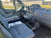 Mercedes - 2005 - sprinter - ambulance - personenauto - afbeelding 26 van  43