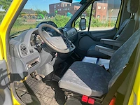 Mercedes - 2005 - sprinter - ambulance - personenauto - afbeelding 29 van  43