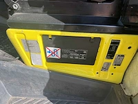 Mercedes - 2005 - sprinter - ambulance - personenauto - afbeelding 37 van  43