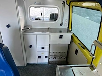 Mercedes - 2006 - 316 cdi - ambulance - personenauto - afbeelding 16 van  39