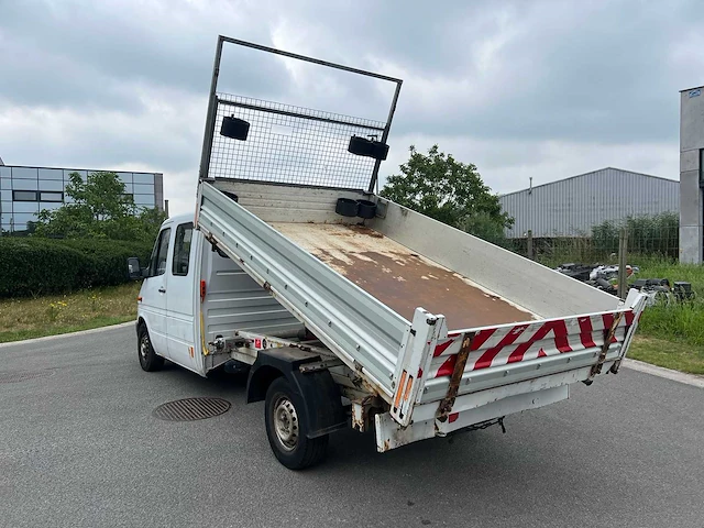 Mercedes - 2006 - sprinter 311 cdi - kipper - personenauto - afbeelding 4 van  46