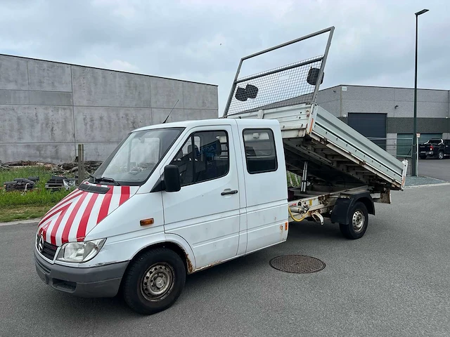 Mercedes - 2006 - sprinter 311 cdi - kipper - personenauto - afbeelding 12 van  46