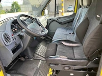 Mercedes - 2006 - sprinter 316 ambulance - personenauto - afbeelding 21 van  39