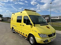 Mercedes - 2006 - sprinter 316 ambulance - personenauto - afbeelding 38 van  39