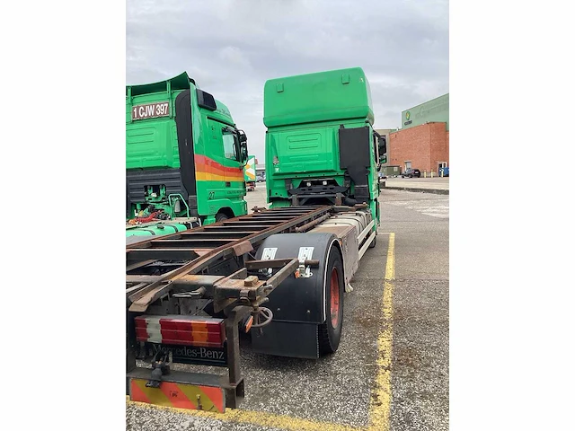 Mercedes - 2009 - actros - vrachtwagen - afbeelding 8 van  13