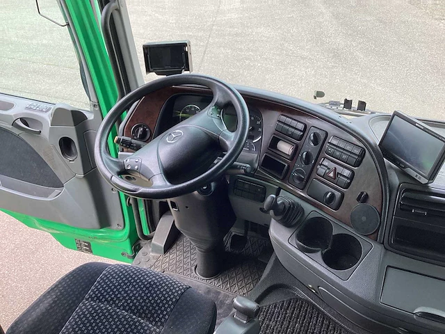 Mercedes - 2009 - actros - vrachtwagen - afbeelding 12 van  13