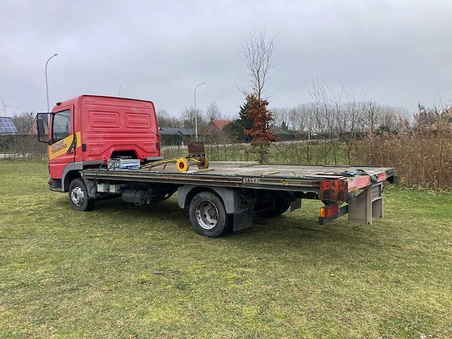 Mercedes - 2010 - atego - vrachtwagen - afbeelding 15 van  20