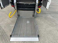 Mercedes - 2010 - sprinter rolstoelvervoer - personenauto - afbeelding 10 van  28