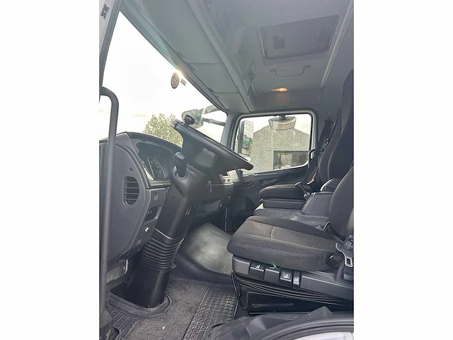 Mercedes - 2014 - 1223 - vrachtwagen - afbeelding 9 van  19