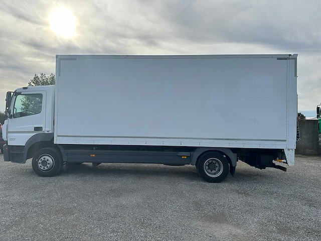 Mercedes - 2014 - 1223 - vrachtwagen - afbeelding 1 van  19