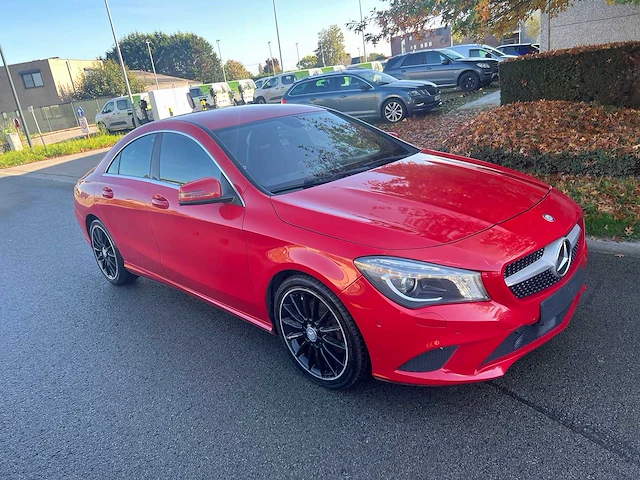 Mercedes - 2014 - cla220 cdi - 220 - personenauto - afbeelding 24 van  28