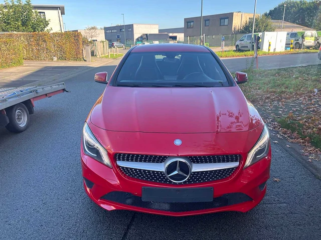 Mercedes - 2014 - cla220 cdi - 220 - personenauto - afbeelding 25 van  28