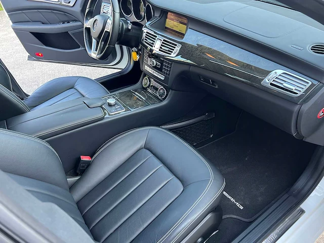 Mercedes - 2014 - cls550 - 550 - personenauto - afbeelding 24 van  30