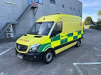 Mercedes - 2015 - sprinter 316 - ambulance - personenauto - afbeelding 12 van  40