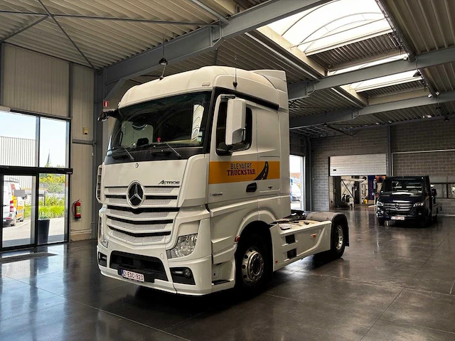 Mercedes - 2016 - actros 1945 - vrachtwagen - afbeelding 1 van  24
