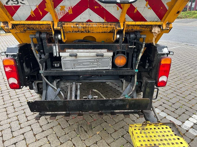 Mercedes - 2016 - sprinter vuilniskar - personenauto - afbeelding 5 van  29