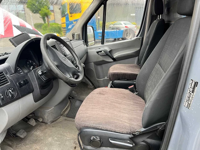 Mercedes - 2016 - sprinter vuilniskar - personenauto - afbeelding 17 van  29