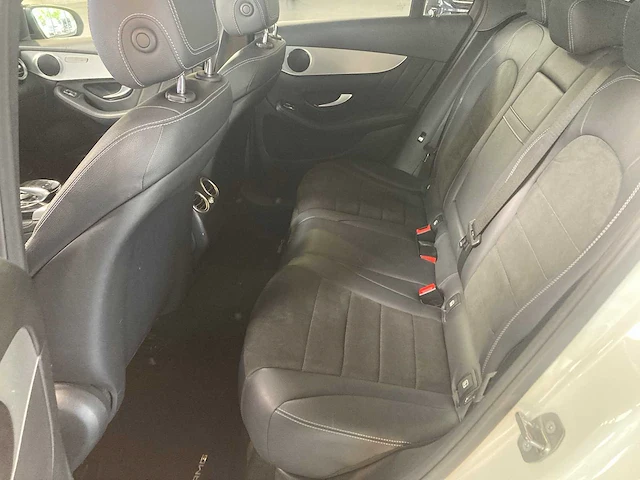 Mercedes - 2018 - glc - 250 4matic - personenauto - afbeelding 7 van  20