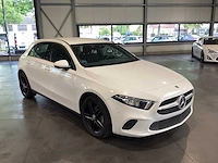 Mercedes - 2019 - a - 200d - personenauto - afbeelding 23 van  29