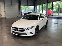 Mercedes - 2019 - a - 200d - personenauto - afbeelding 1 van  29