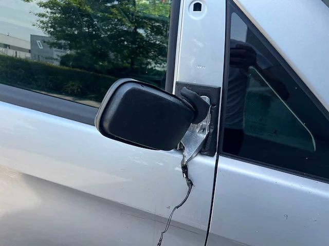 Mercedes - 2021 - vito - personenauto - afbeelding 2 van  30
