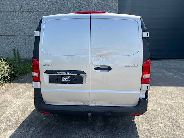 Mercedes - 2021 - vito - personenauto - afbeelding 11 van  30